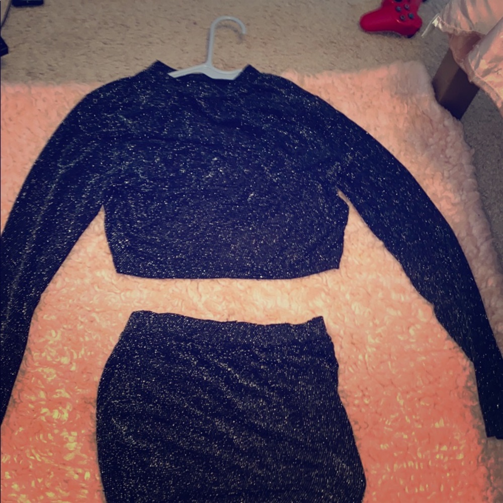 Two piece set
